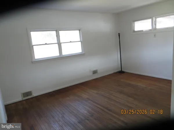 $3,300 | 2472 Ydv-ham Square Road, Trenton, NJ 08690