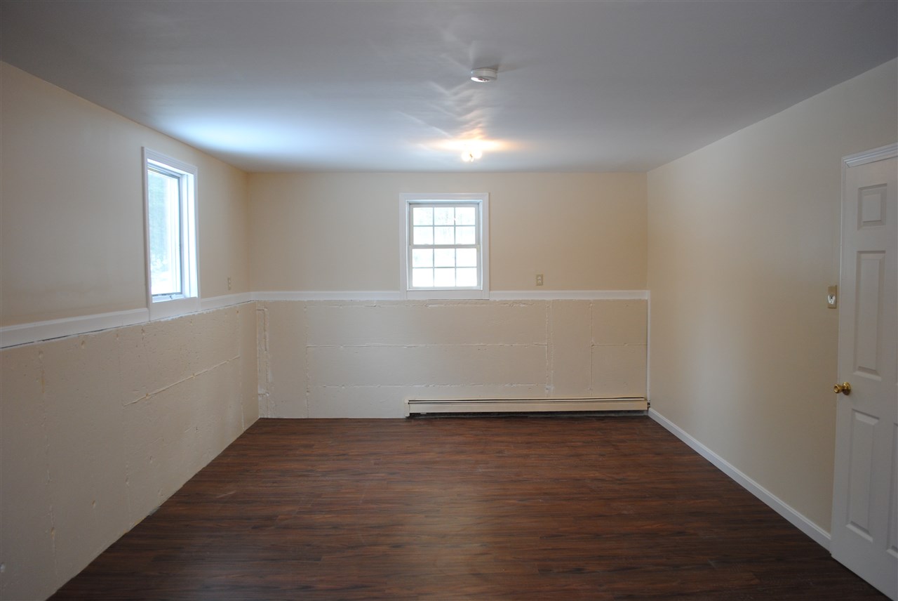 15 Ronald Road Wolfeboro, NH 03894 - Photo 3 of 18