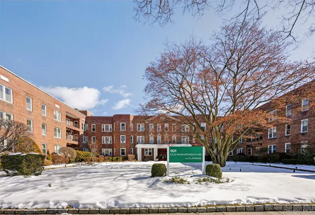 $389,900 | 101 Old Mamaroneck Road, Unit 2C3, White Plains, NY 10605