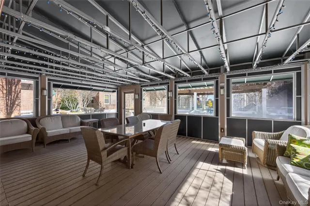 $389,900 | 101 Old Mamaroneck Road, Unit 2C3, White Plains, NY 10605