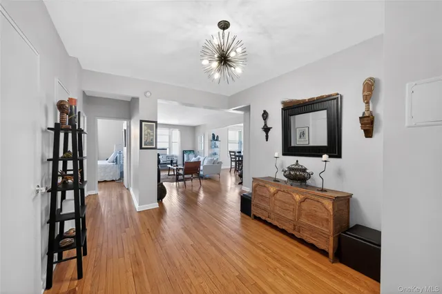 $389,900 | 101 Old Mamaroneck Road, Unit 2C3, White Plains, NY 10605