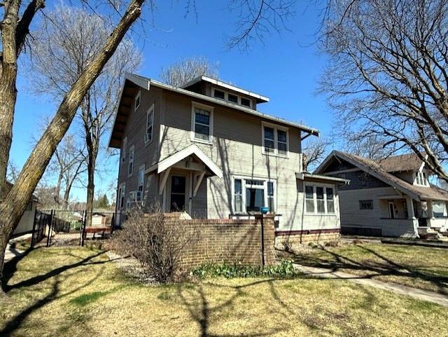 528 11th Street Windom, MN 56101 - Photo 3 of 25