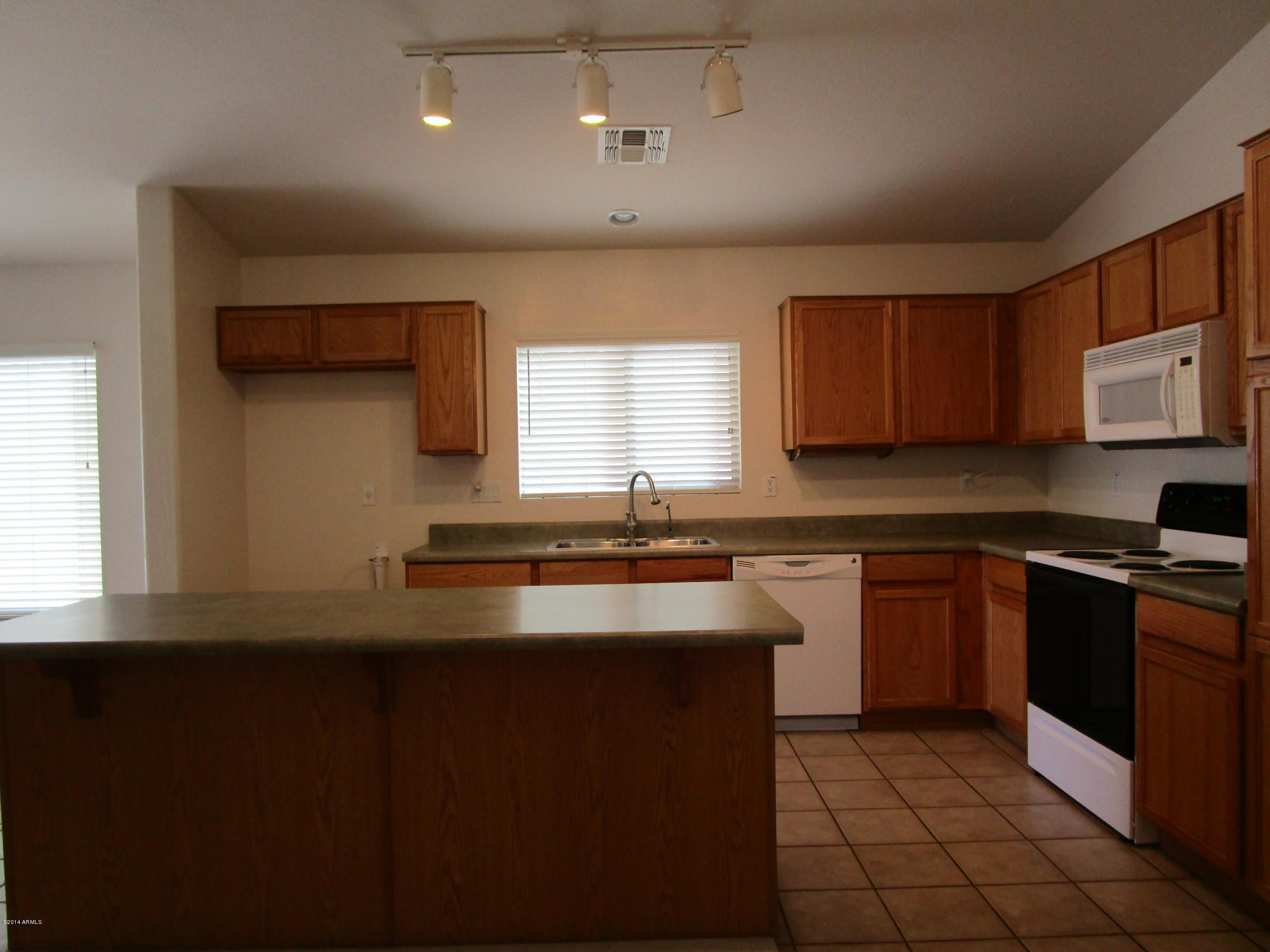 17864 West Calavar Road Surprise, AZ 85388 - Photo 14 of 27 Miller 17864 Calavar 013