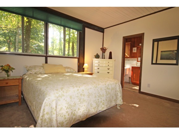 4515 Mountain Road Stowe, VT 05672 - Photo 16 of 33 Gallery Image 16