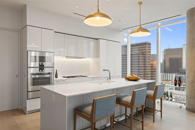 $5,150,000 | 1747 Leonard Street, Unit 2402, Dallas, TX 75201