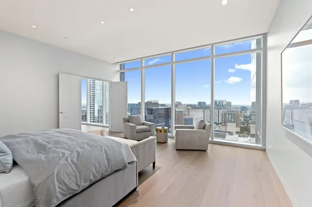 $5,150,000 | 1747 Leonard Street, Unit 2402, Dallas, TX 75201