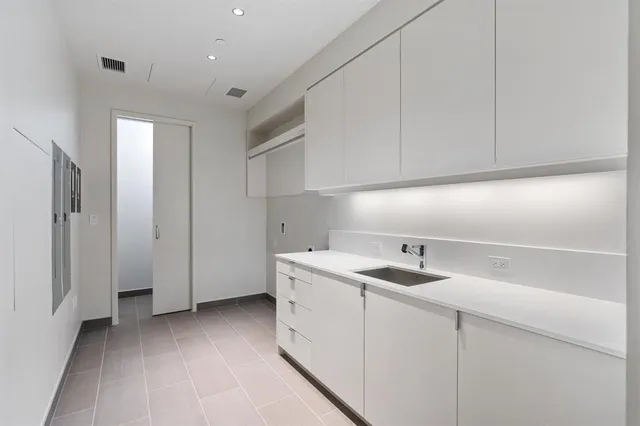 $5,150,000 | 1747 Leonard Street, Unit 2402, Dallas, TX 75201