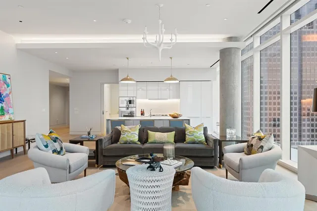 $5,150,000 | 1747 Leonard Street, Unit 2402, Dallas, TX 75201