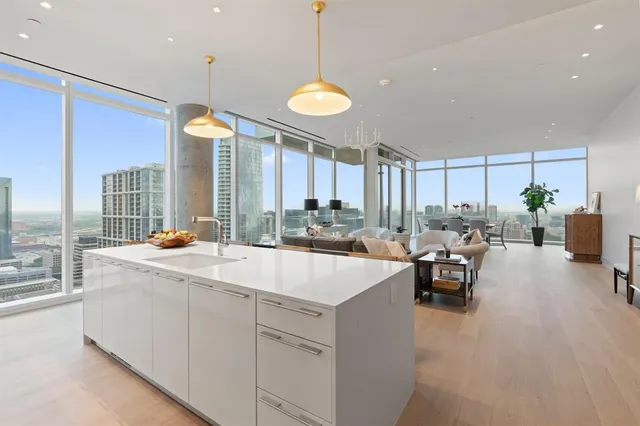 $5,150,000 | 1747 Leonard Street, Unit 2402, Dallas, TX 75201