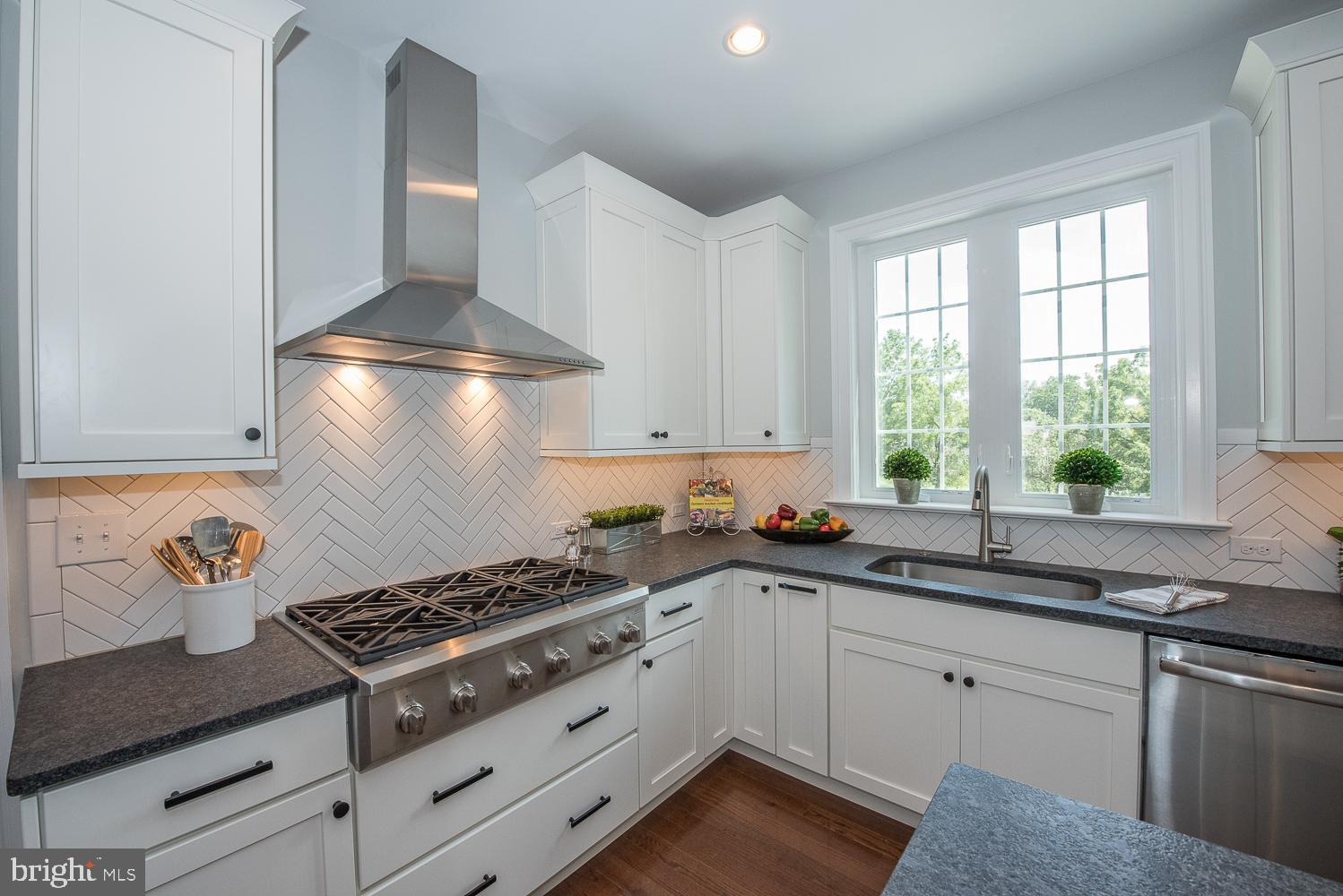 1662 Boot Road West Chester, PA 19380 - Photo 11 of 52 Kitchen