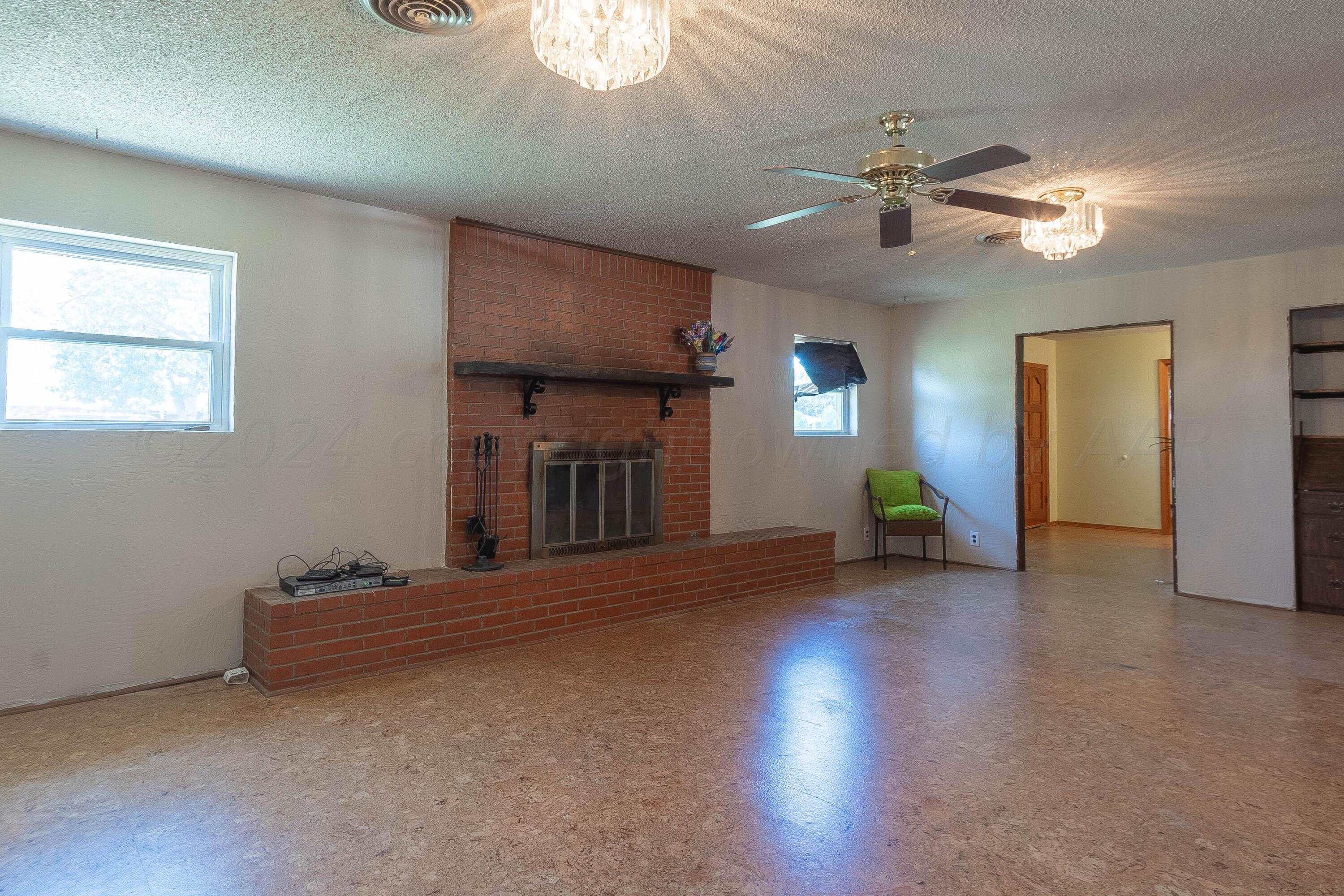 200 Sequoia Fritch, TX 79036 - Photo 9 of 25 img (12 of 24)