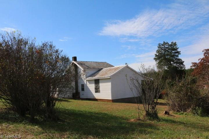1374 Kelly Mill Road, Unit 60 Stuart, VA 24171 - Photo 14 of 30