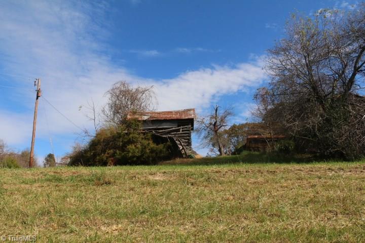 1374 Kelly Mill Road, Unit 60 Stuart, VA 24171 - Photo 16 of 30