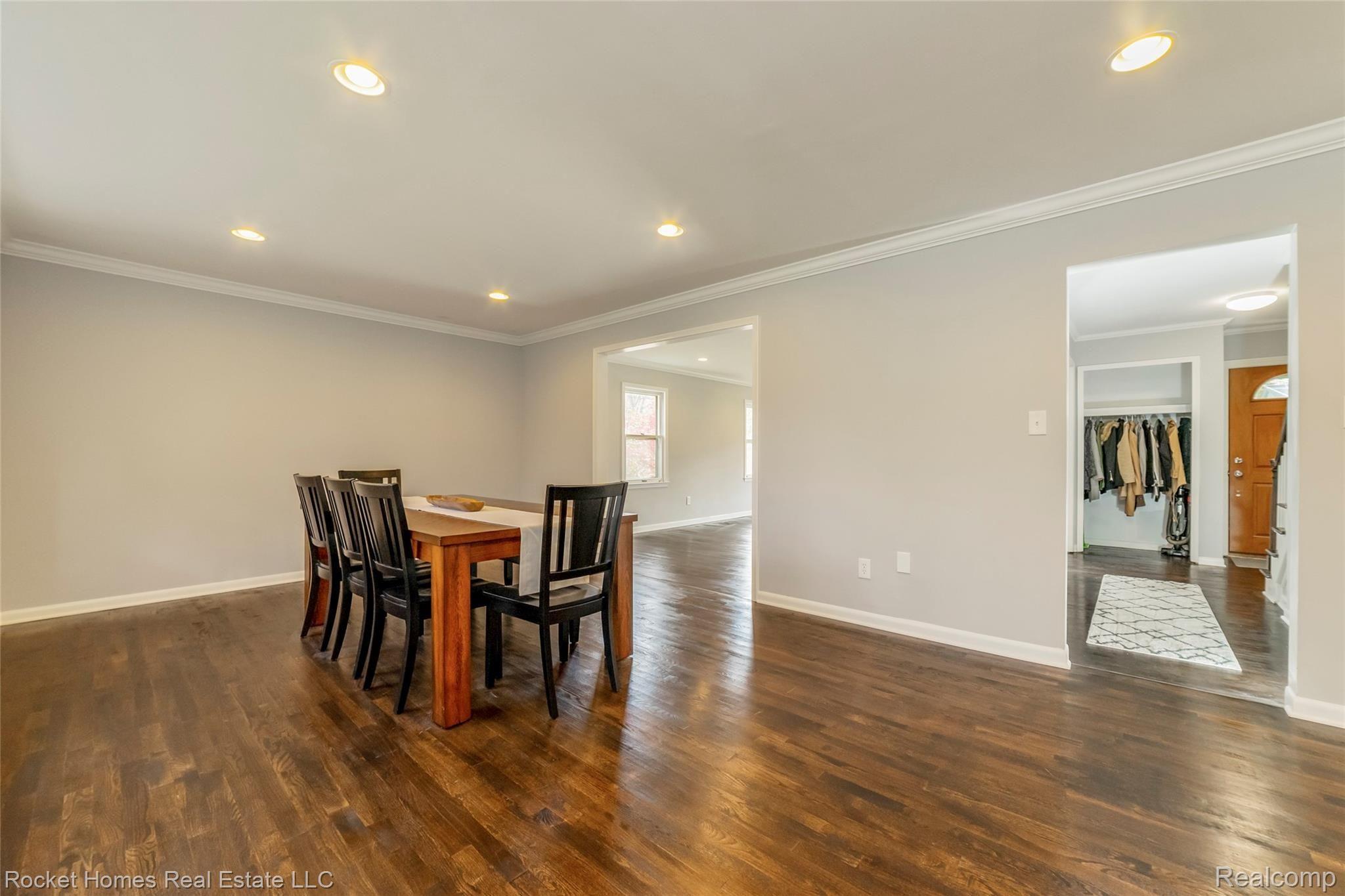 879 Foxhall Road Bloomfield Hills, MI 48304 - Photo 8 of 44 005-photo-dining-room-7719029.jpg