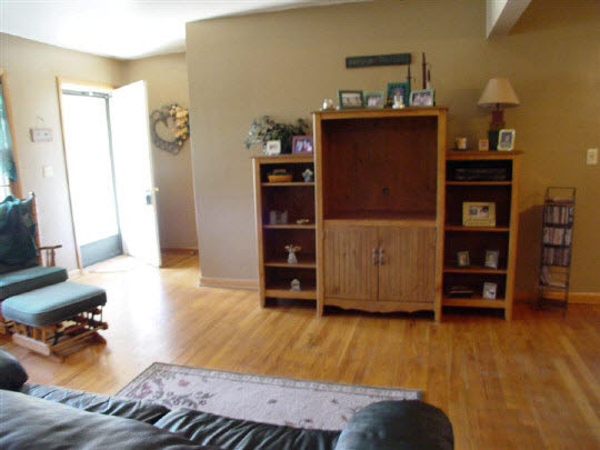 2016 Bend Road South Rockford, IL 61109 - Photo 3 of 6 Gallery Image 3