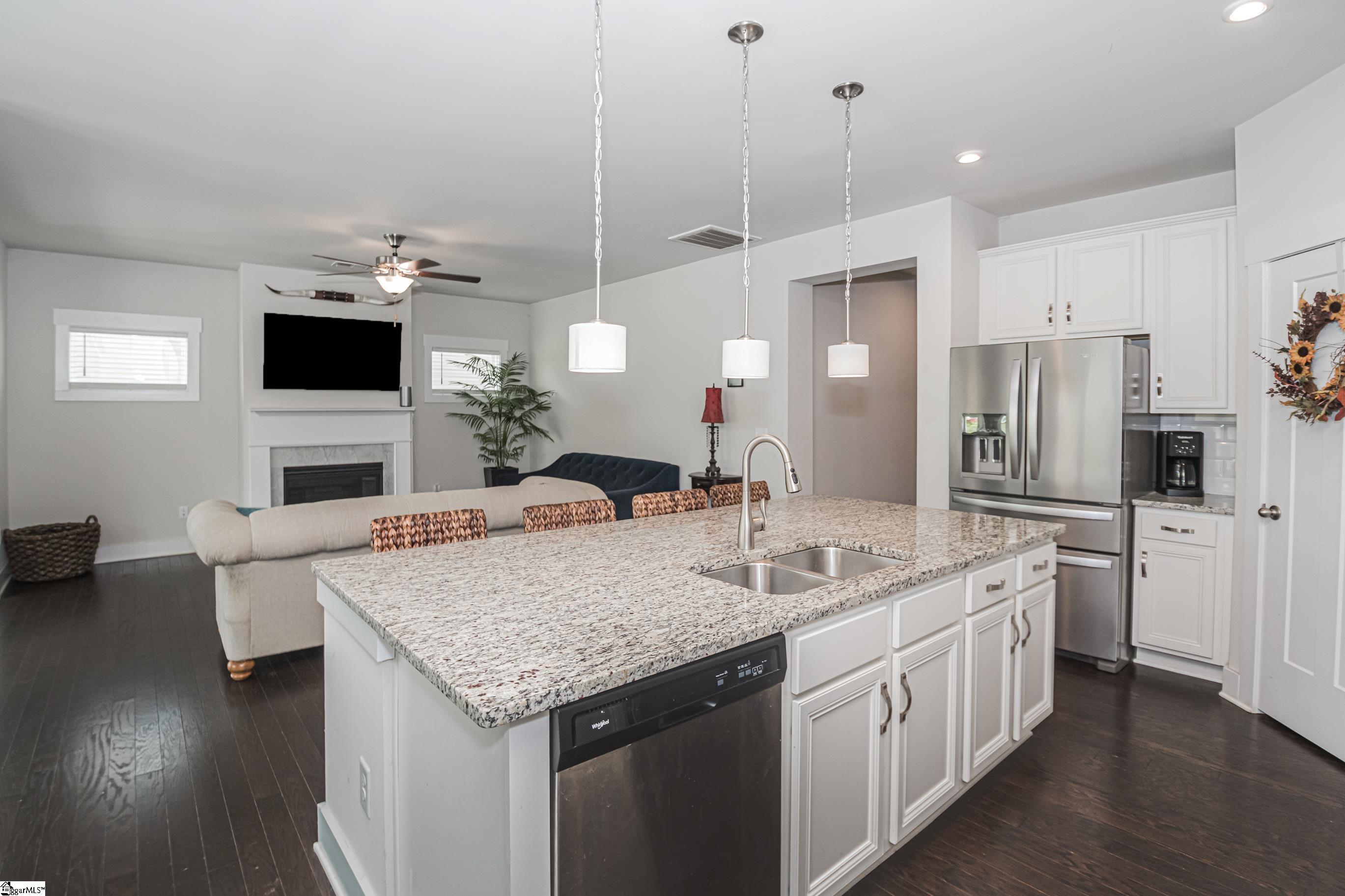 215 Bank Swallow Way Simpsonville, SC 29680 - Photo 16 of 36 Gallery Image 16