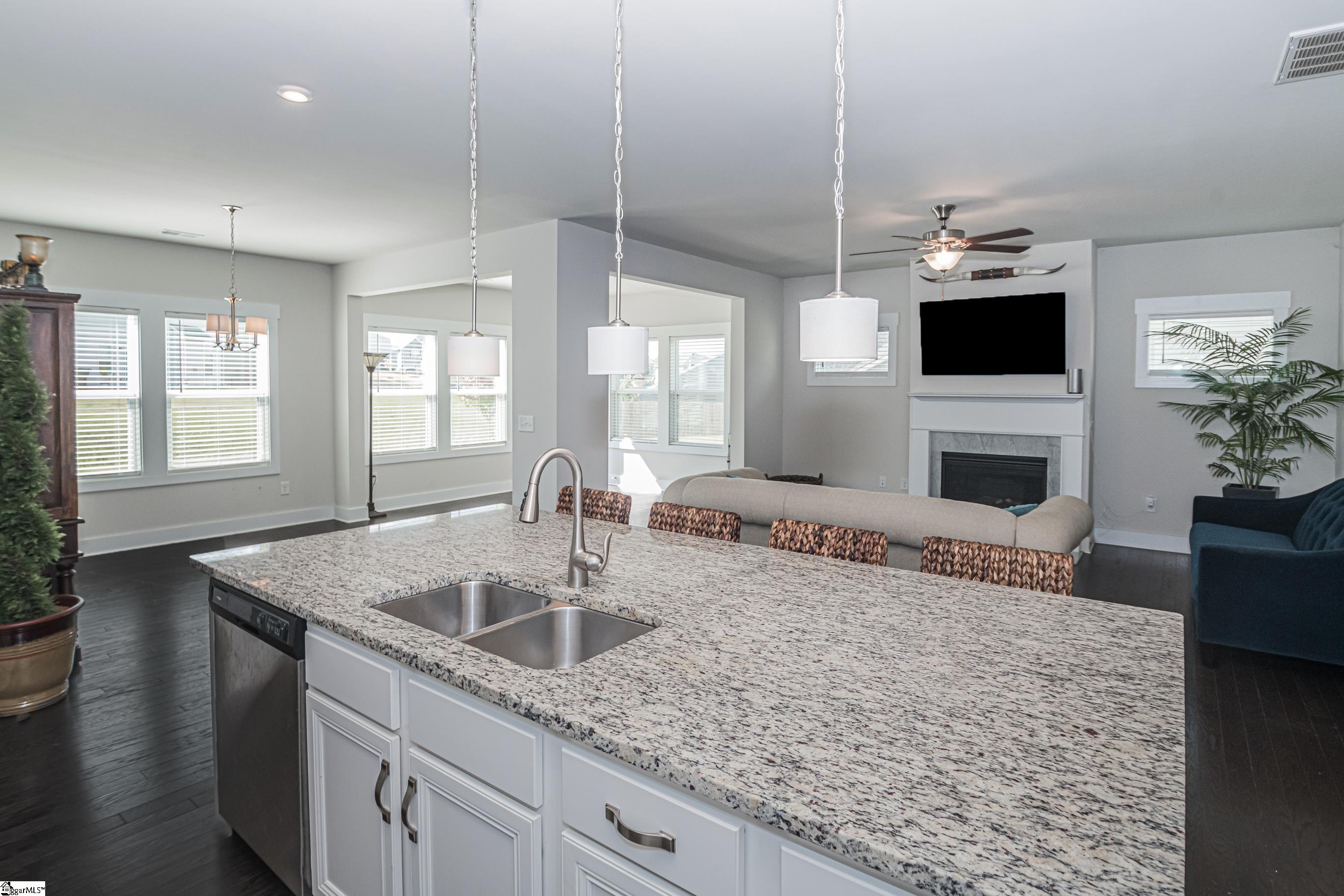 215 Bank Swallow Way Simpsonville, SC 29680 - Photo 17 of 36 Gallery Image 17