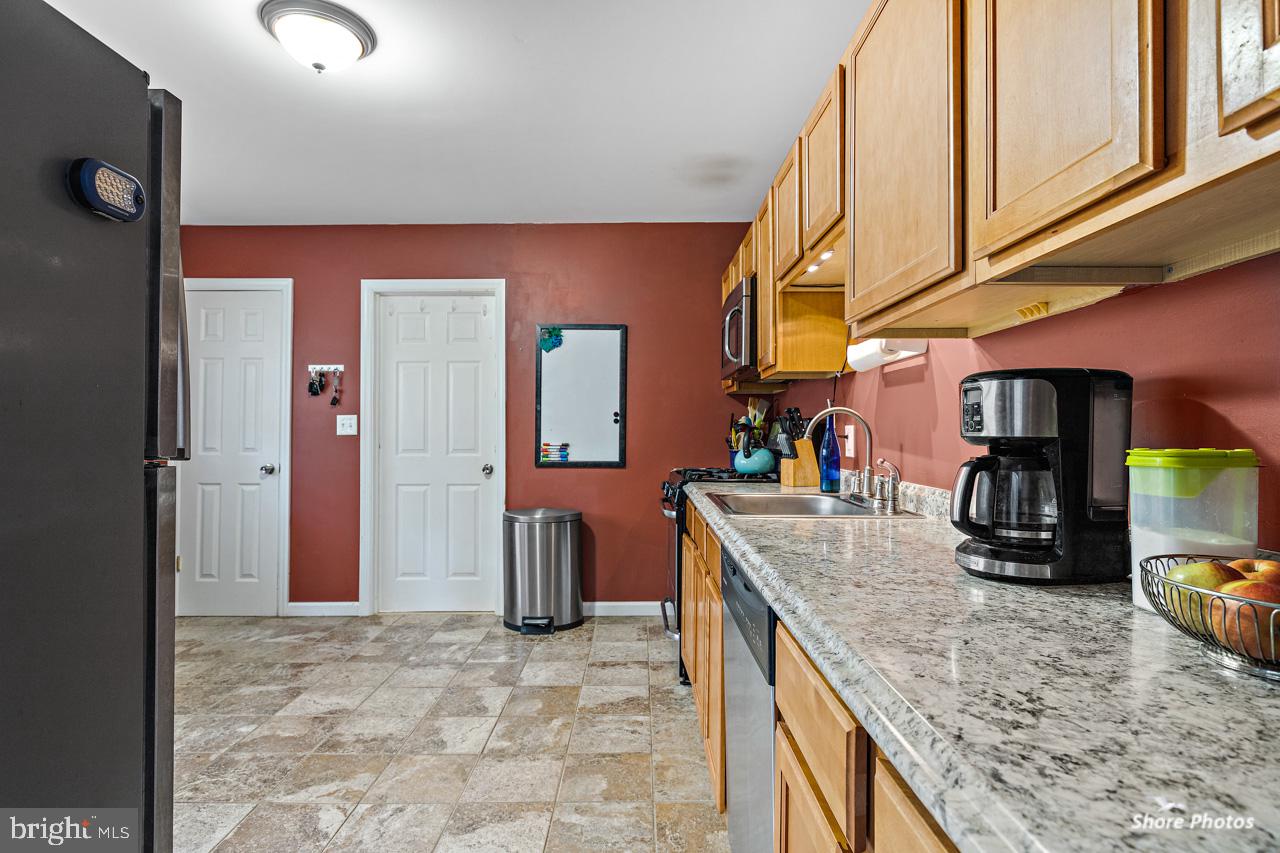 3413 South Main Road Vineland, NJ 08361 - Photo 12 of 36 Kitchen