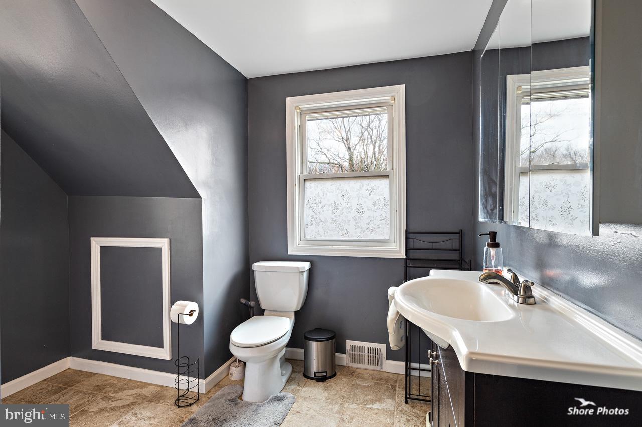 3413 South Main Road Vineland, NJ 08361 - Photo 20 of 36 2nd floor Full Bath