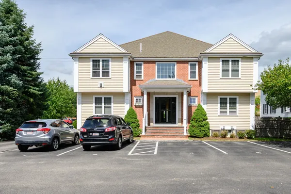 $2,399,000 | 289 North Avenue, Abington, MA 02351