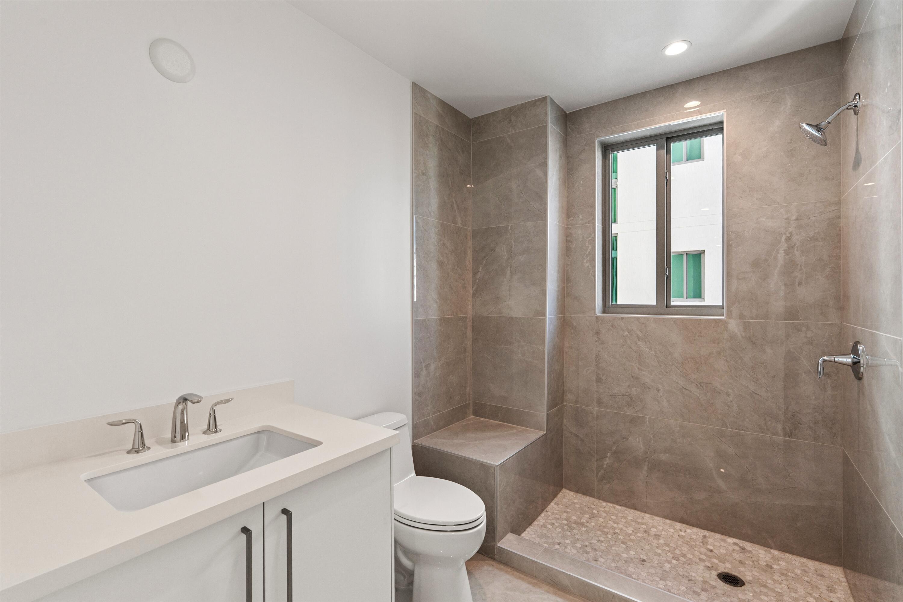 485 East Royal Palm Road, Unit 604 Boca Raton, FL 33432 - Photo 18 of 40 BATH 2