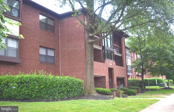 $1,800 | 19 Juliet Lane, Unit 201, Nottingham, MD 21236