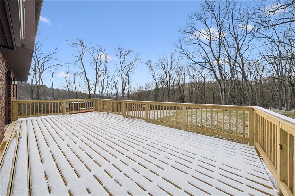 2530 Pleasant Valley Road Murrysville, PA 15668 - Photo 25 of 33 a view of balcony with wooden floor and fence