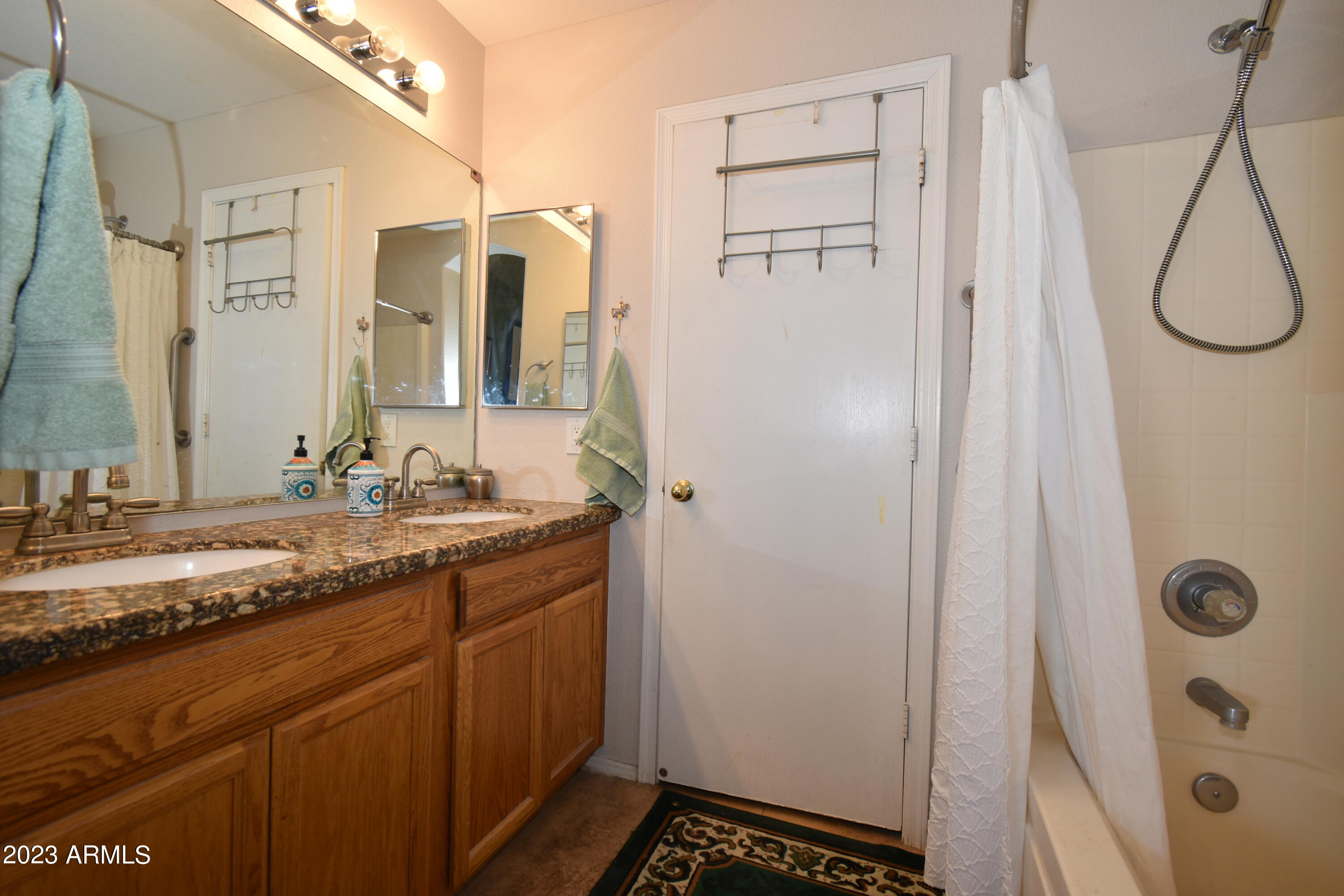 2623 East Contention Mine Road Phoenix, AZ 85032 - Photo 15 of 22 Master Bath