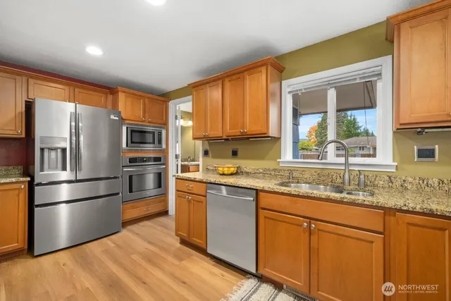 $845,000 | 2122 Cascade Place West, University Place, WA 98466