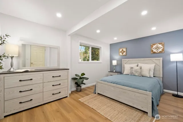 $845,000 | 2122 Cascade Place West, University Place, WA 98466