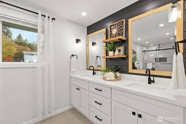 $845,000 | 2122 Cascade Place West, University Place, WA 98466