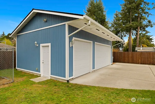 $845,000 | 2122 Cascade Place West, University Place, WA 98466