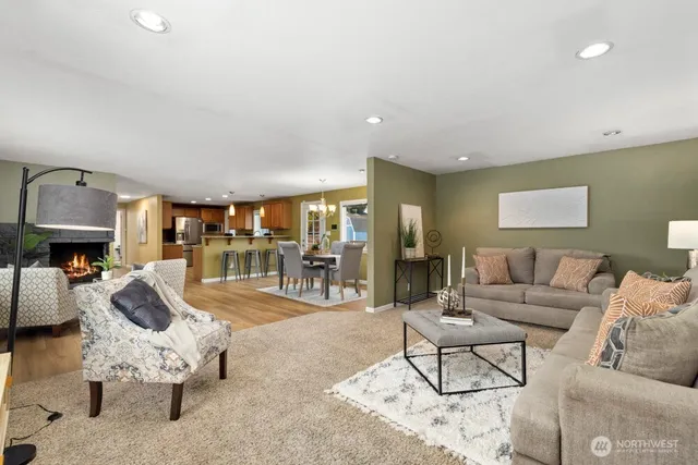 $845,000 | 2122 Cascade Place West, University Place, WA 98466