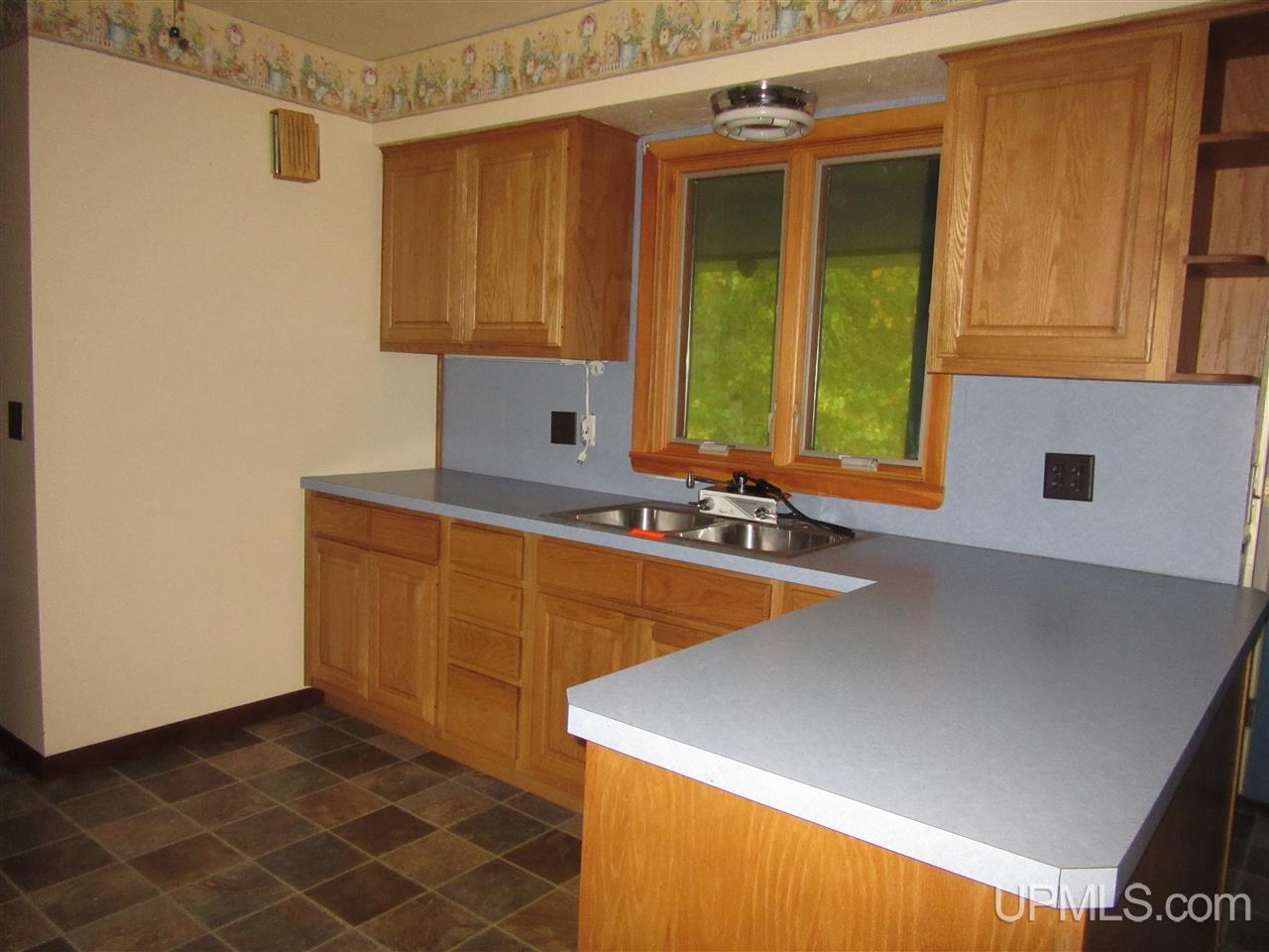 2694 River Road Gulliver, MI 49840 - Photo 12 of 24
