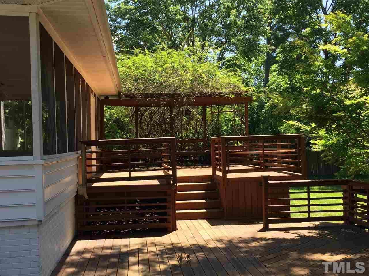 4305 Boxwood Road Raleigh, NC 27612 - Photo 17 of 19 Photo 17