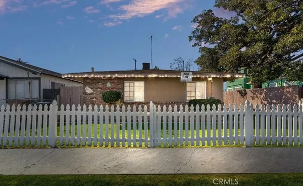 $450,000 | 313 F Street, Bakersfield, CA 93304