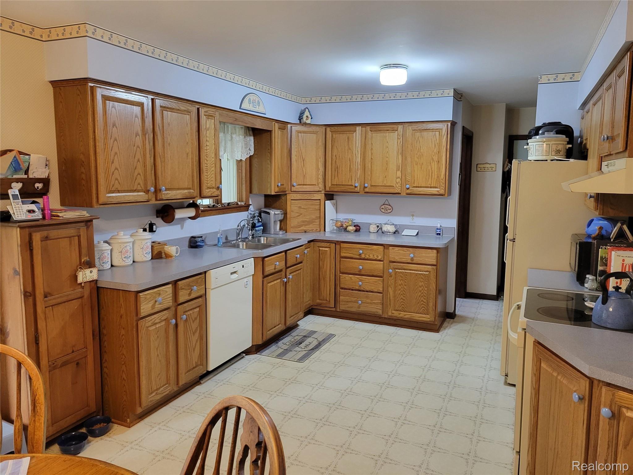 1310 Bowers Road Lapeer, MI 48446 - Photo 15 of 55 20220511_094233.jpg