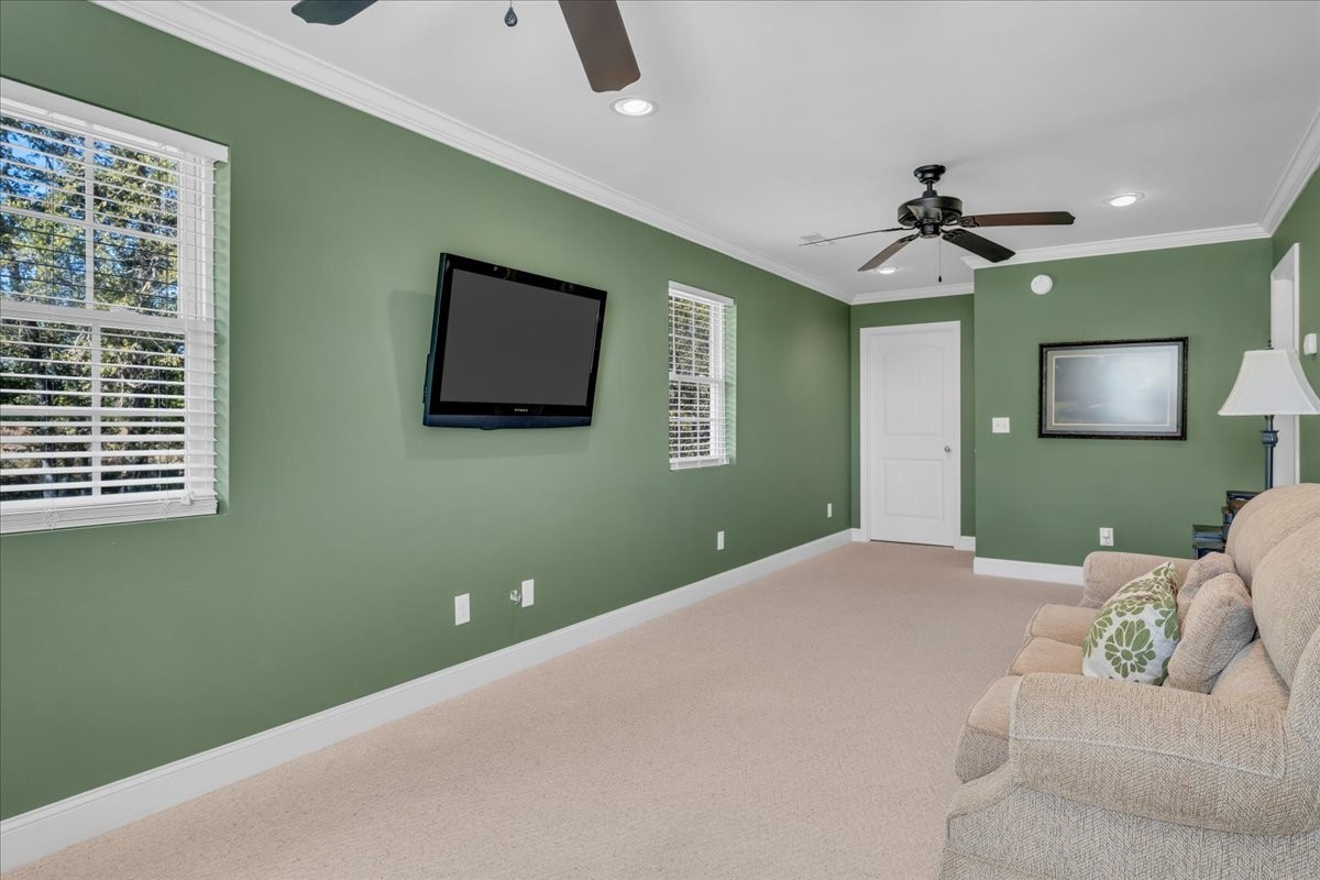 131 Butterfly Lane Bell Buckle, TN 37020 - Photo 27 of 46 a living room with furniture and a ceiling fan