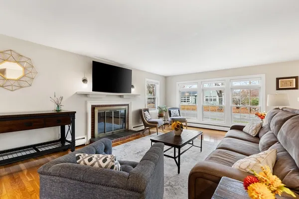 $802,000 | 19 Berrywood Lane, Beverly, MA 01915