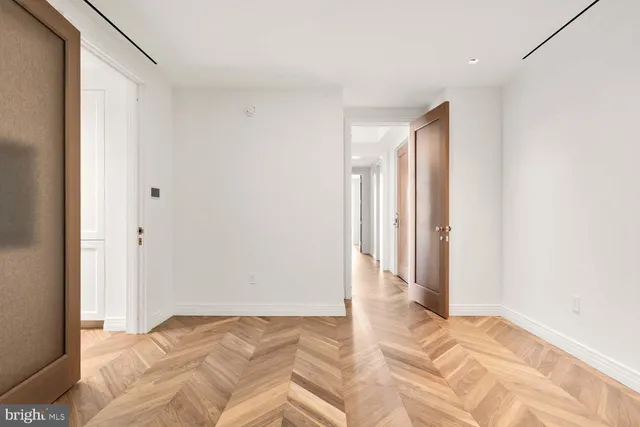 $1,799,900 | 300 International Drive, Unit 1904, Baltimore, MD 21202