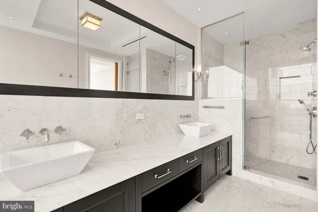 $1,799,900 | 300 International Drive, Unit 1904, Baltimore, MD 21202