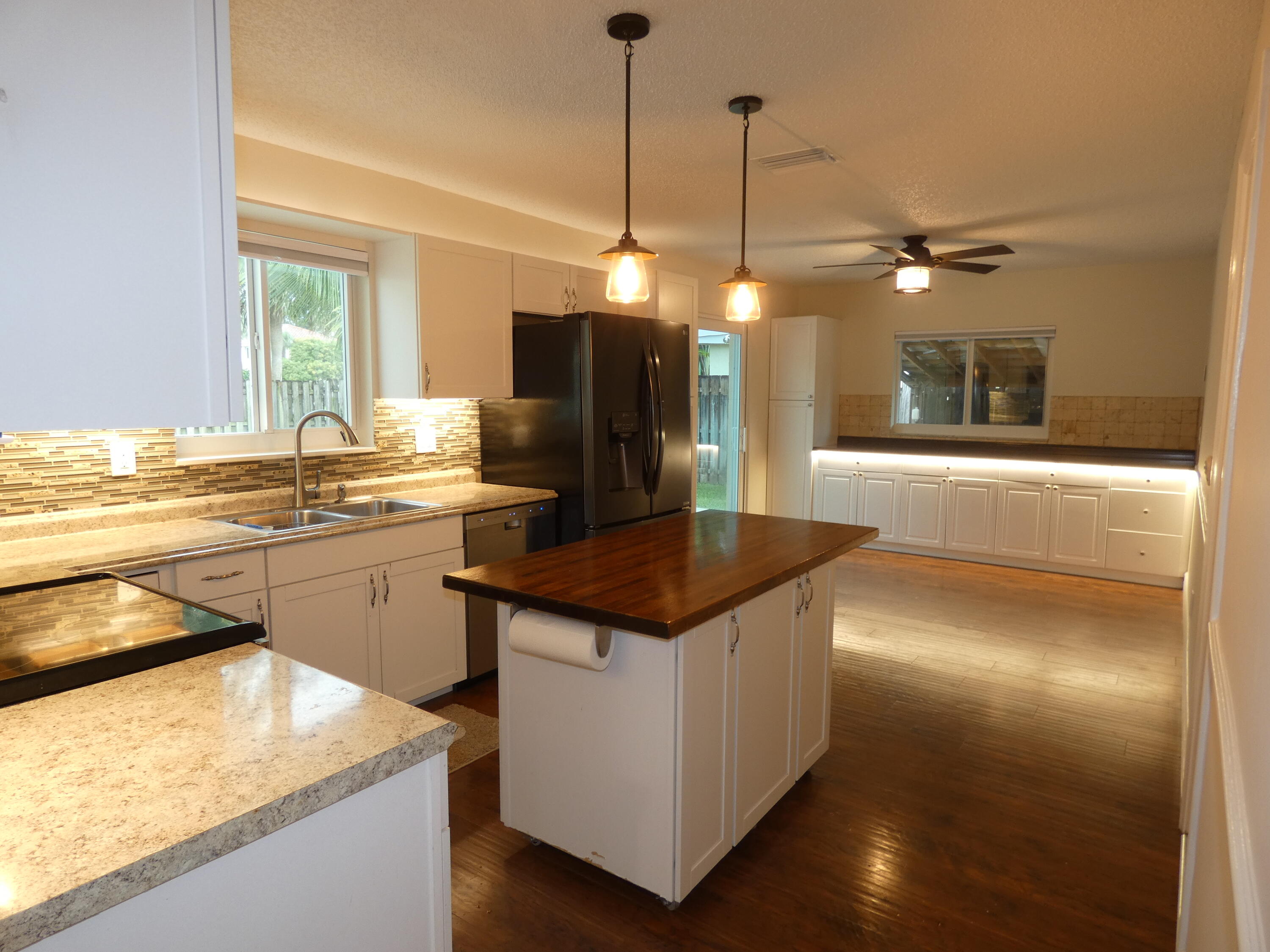 10680 Emperor Street Boca Raton, FL 33428 - Photo 4 of 24 Kitchen