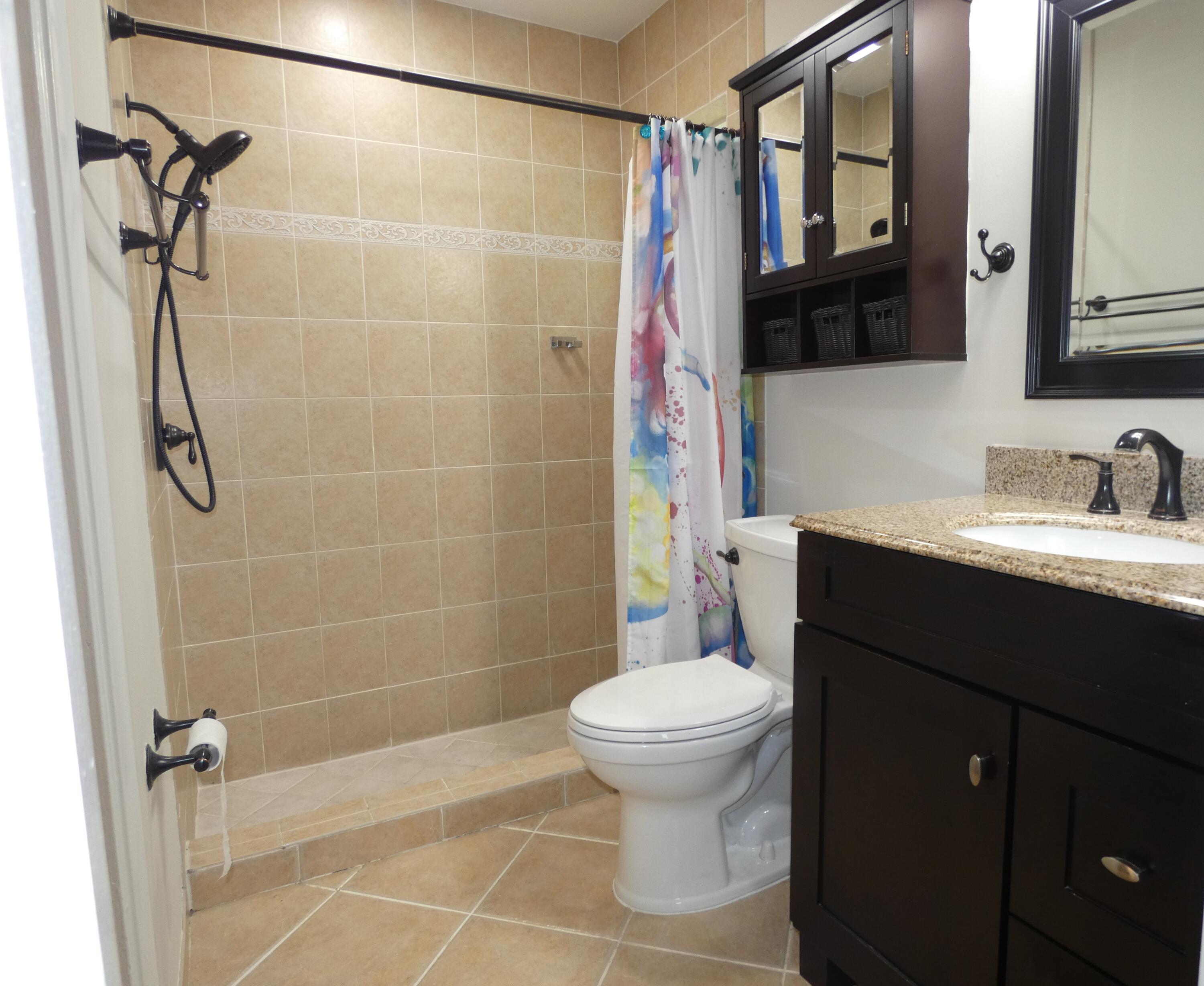 10680 Emperor Street Boca Raton, FL 33428 - Photo 8 of 24 Primary bathroom