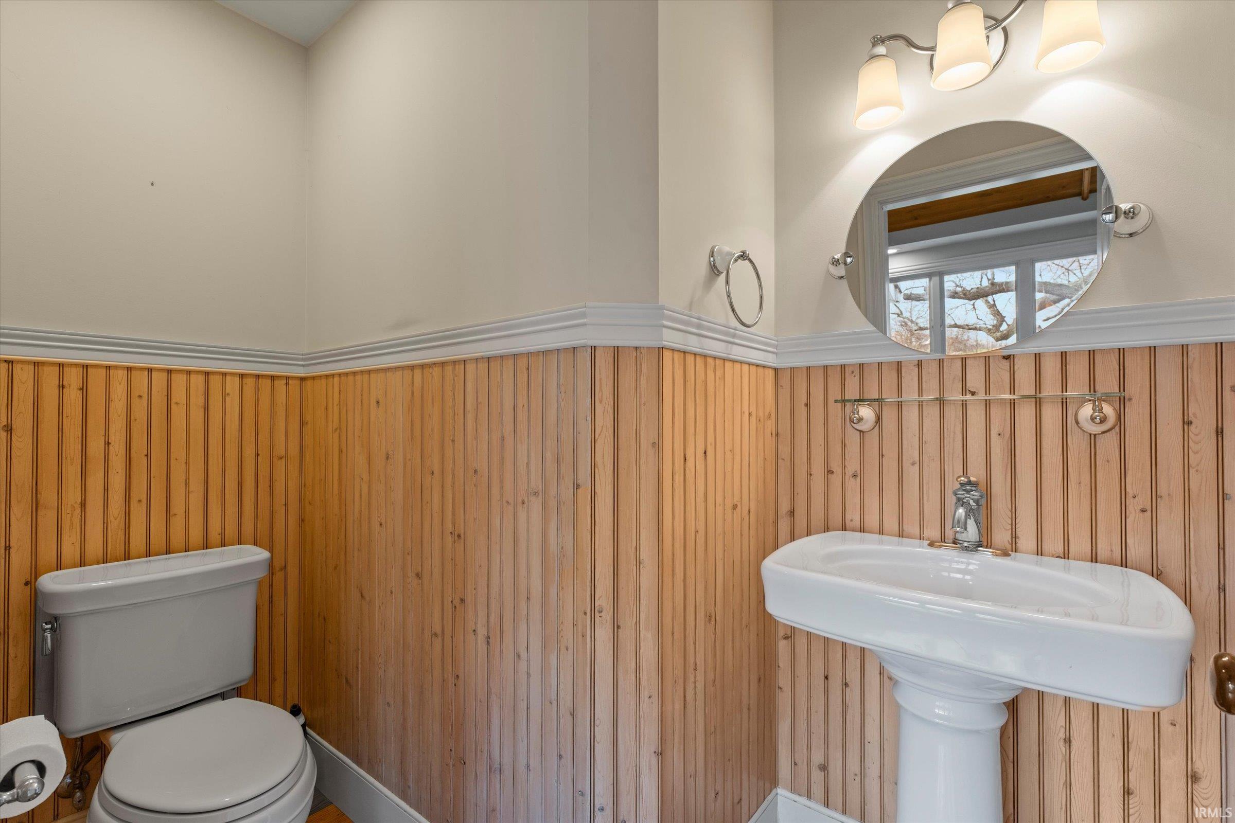 20216 Muckshaw Road Argos, IN 46501 - Photo 12 of 36