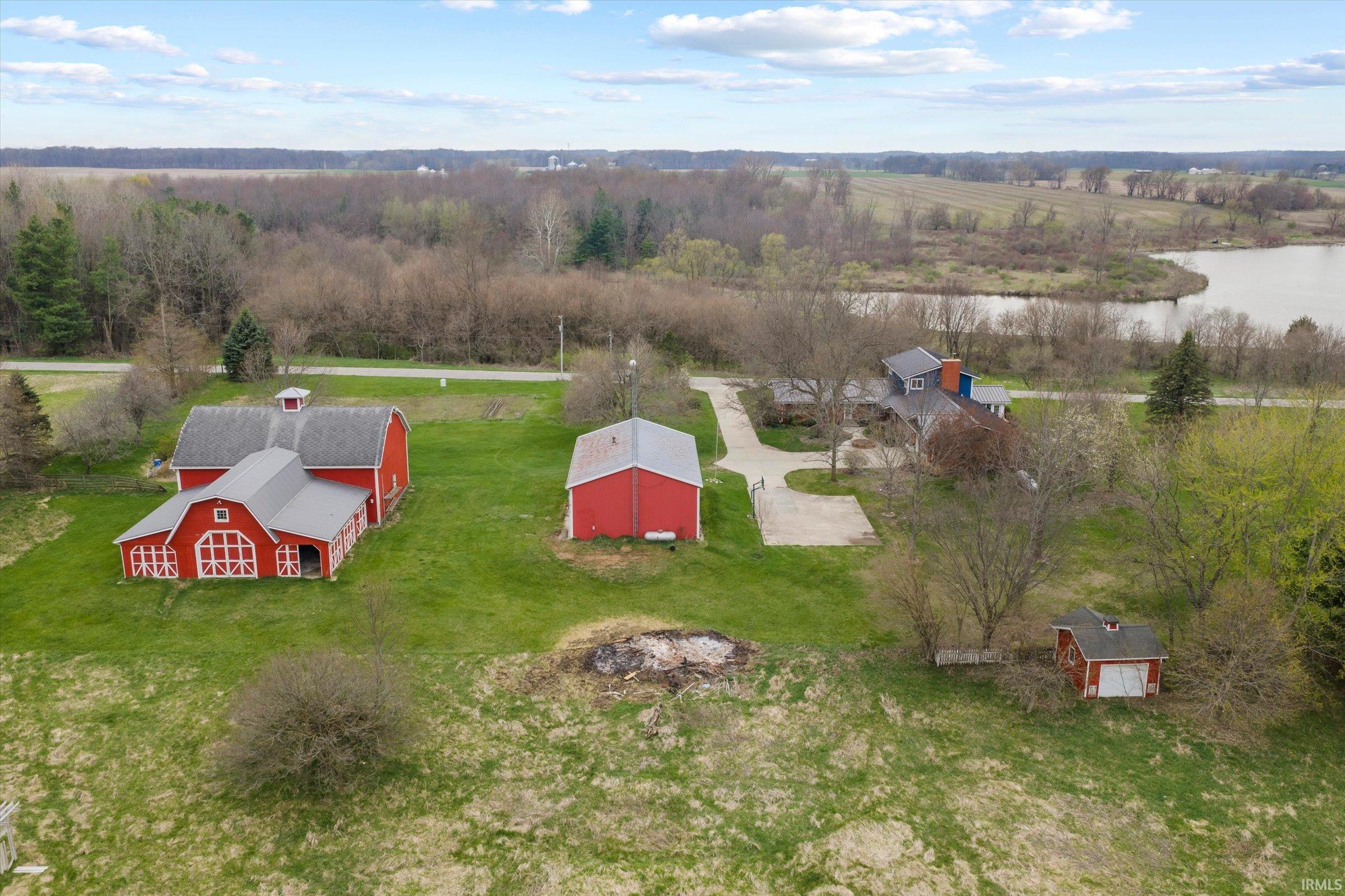 20216 Muckshaw Road Argos, IN 46501 - Photo 7 of 36