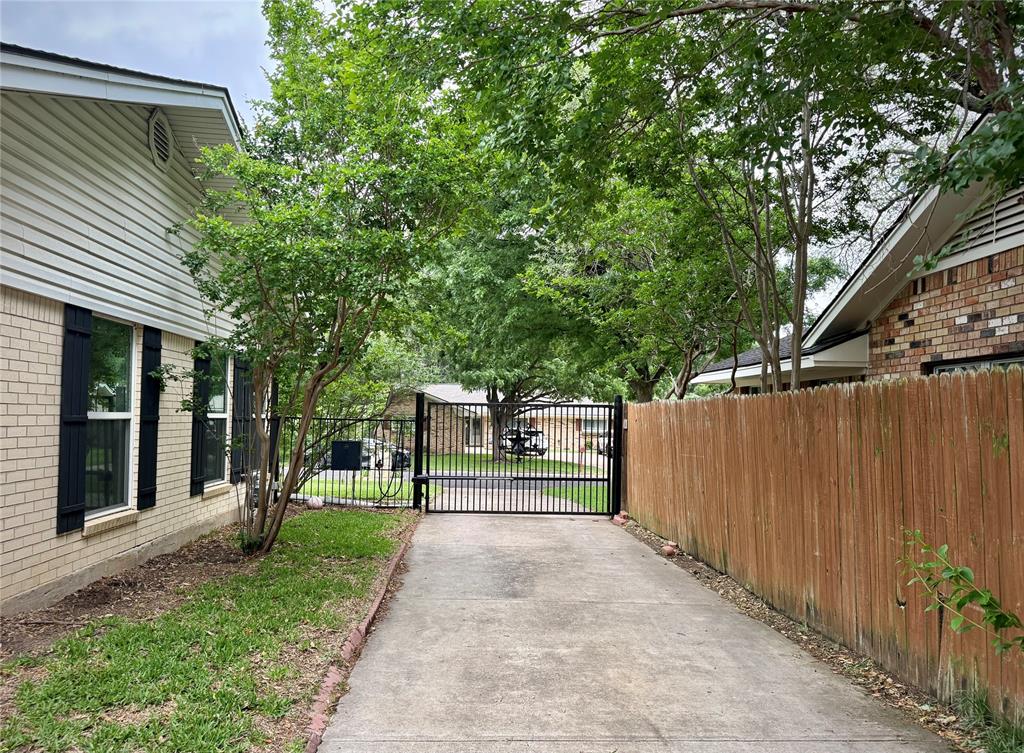 1206 Mildred Lane Benbrook, TX 76126 - Photo 38 of 38 Gate with click-control!