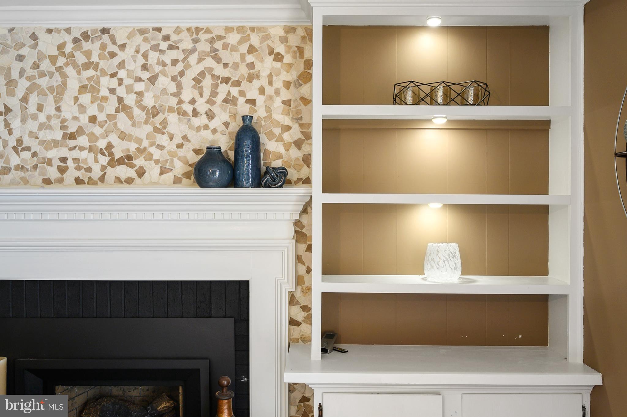 16010 Edgewood Drive Dumfries, VA 22025 - Photo 27 of 85 Updated built in shelves and fireplace