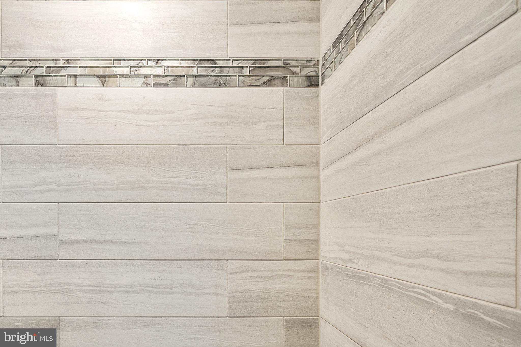 16010 Edgewood Drive Dumfries, VA 22025 - Photo 52 of 85 Beautiful new tile in hallway bath