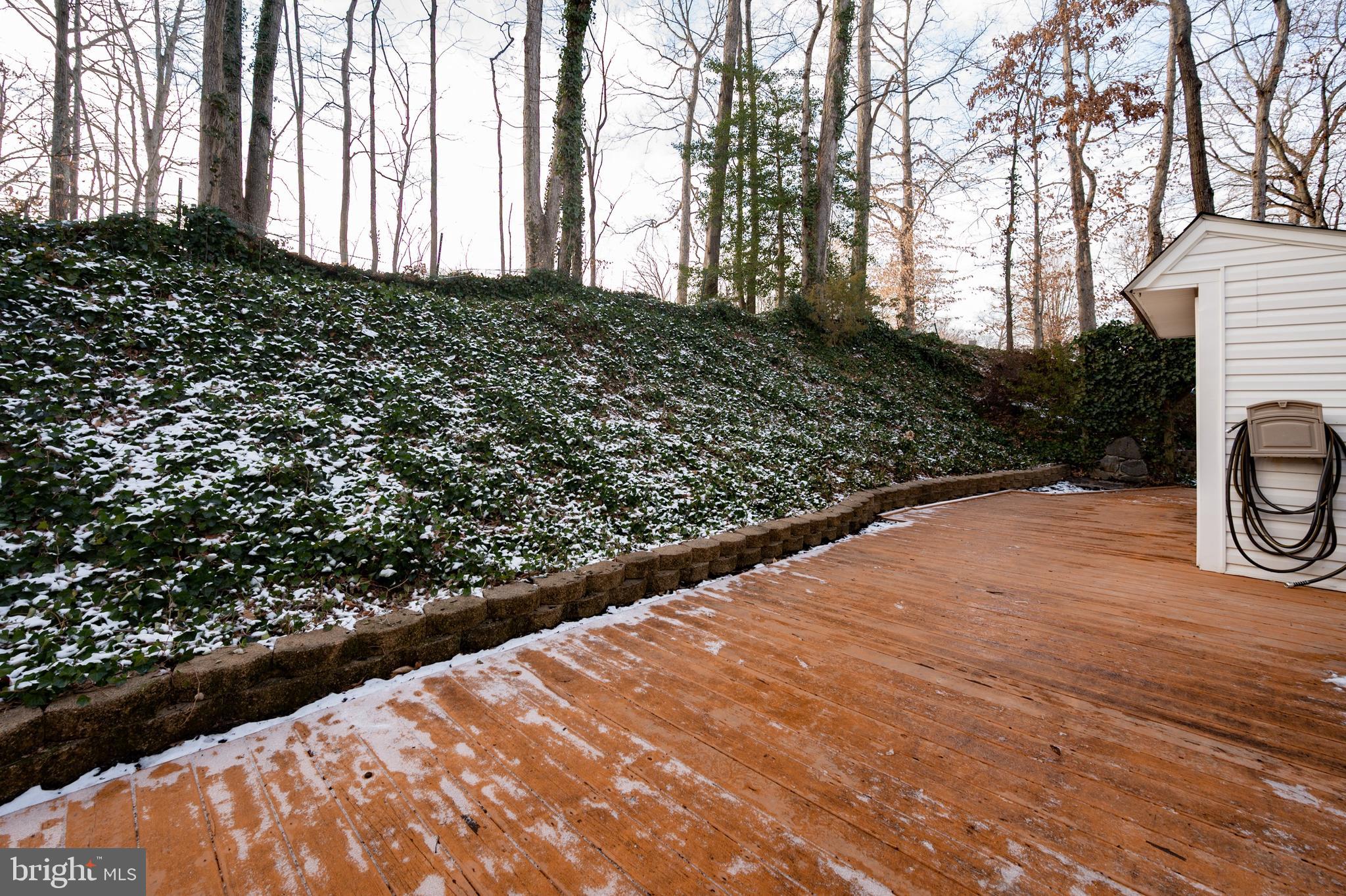 16010 Edgewood Drive Dumfries, VA 22025 - Photo 66 of 85 No homes behind you. Golf course views!