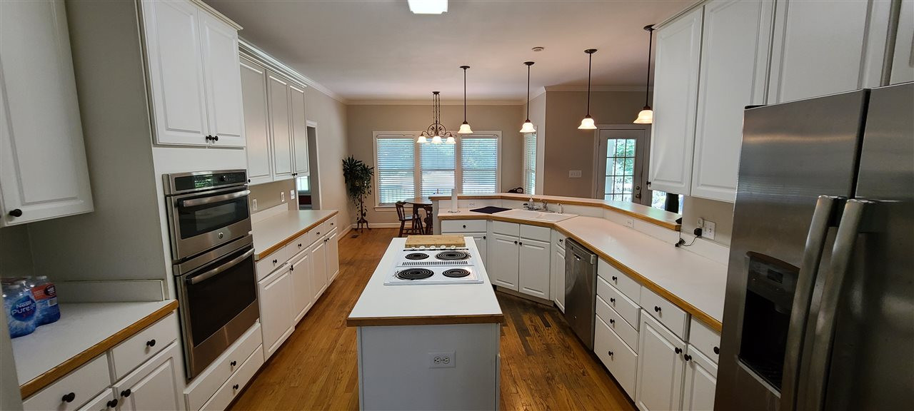 2028 Kinleys Way Raleigh, NC 27613 - Photo 8 of 27 Photo 8
